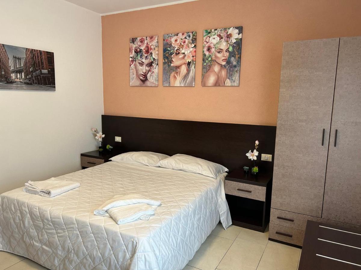 Bed & Breakfast La Rondinella Cerasolo Extérieur photo
